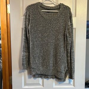 Gray Crew Neck Sweater with Relaxed Fit and Marled Texture